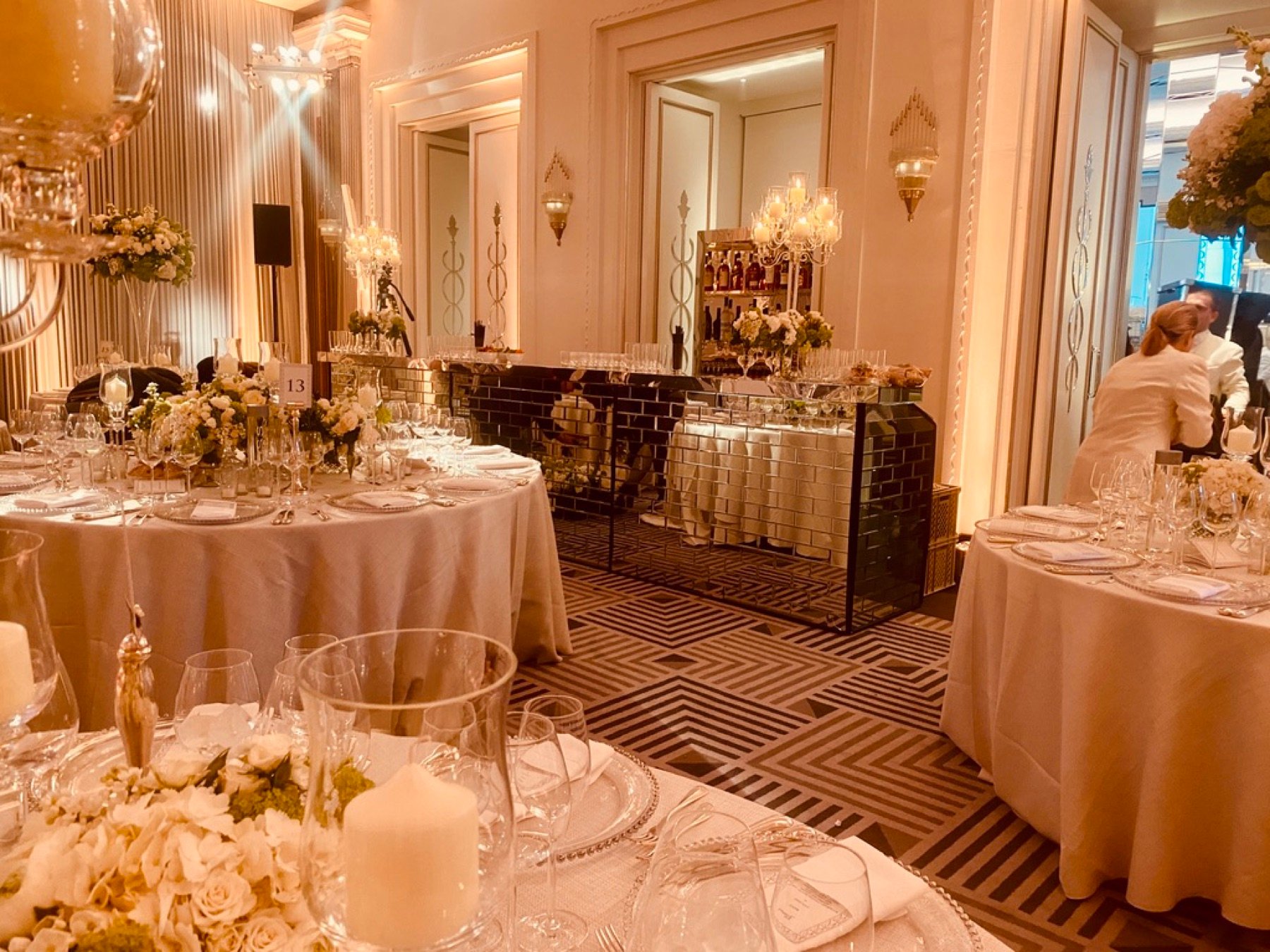 Cocktailes Reception Frame Cocktailhire Wedding Caterer | Bridebook