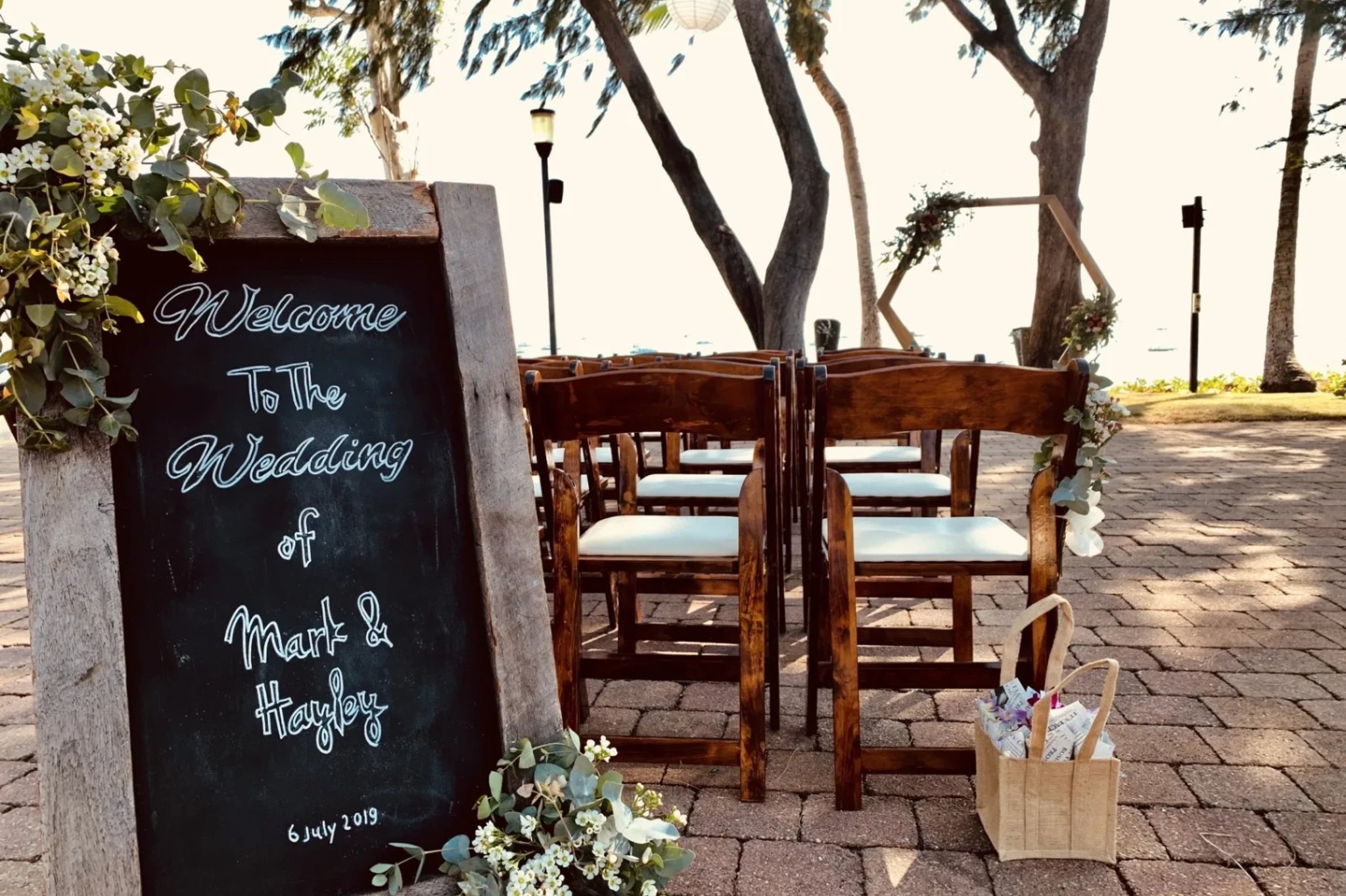 The Top 10 Reasons to Have an Epic Wedding on the Water - City Cruises™, image size:2048x1364