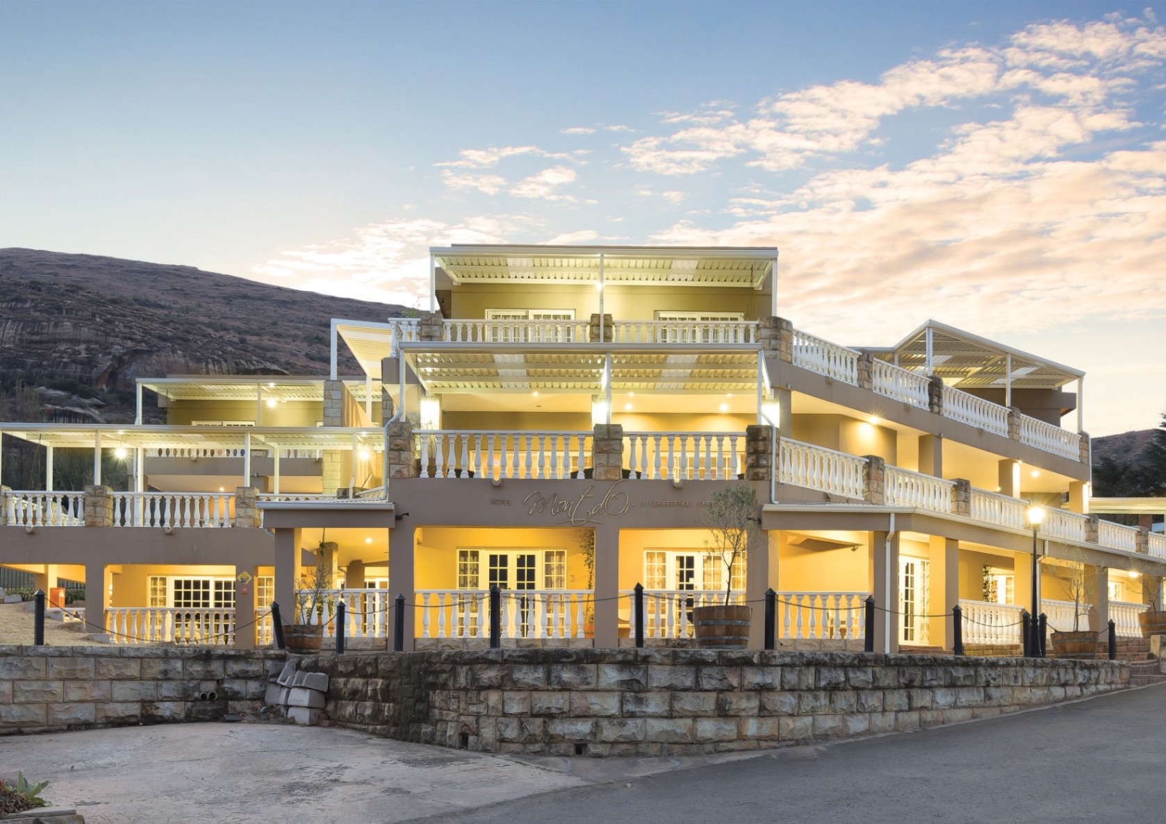 Mont d'Or Clarens accommodation near Golden Gate Highlands